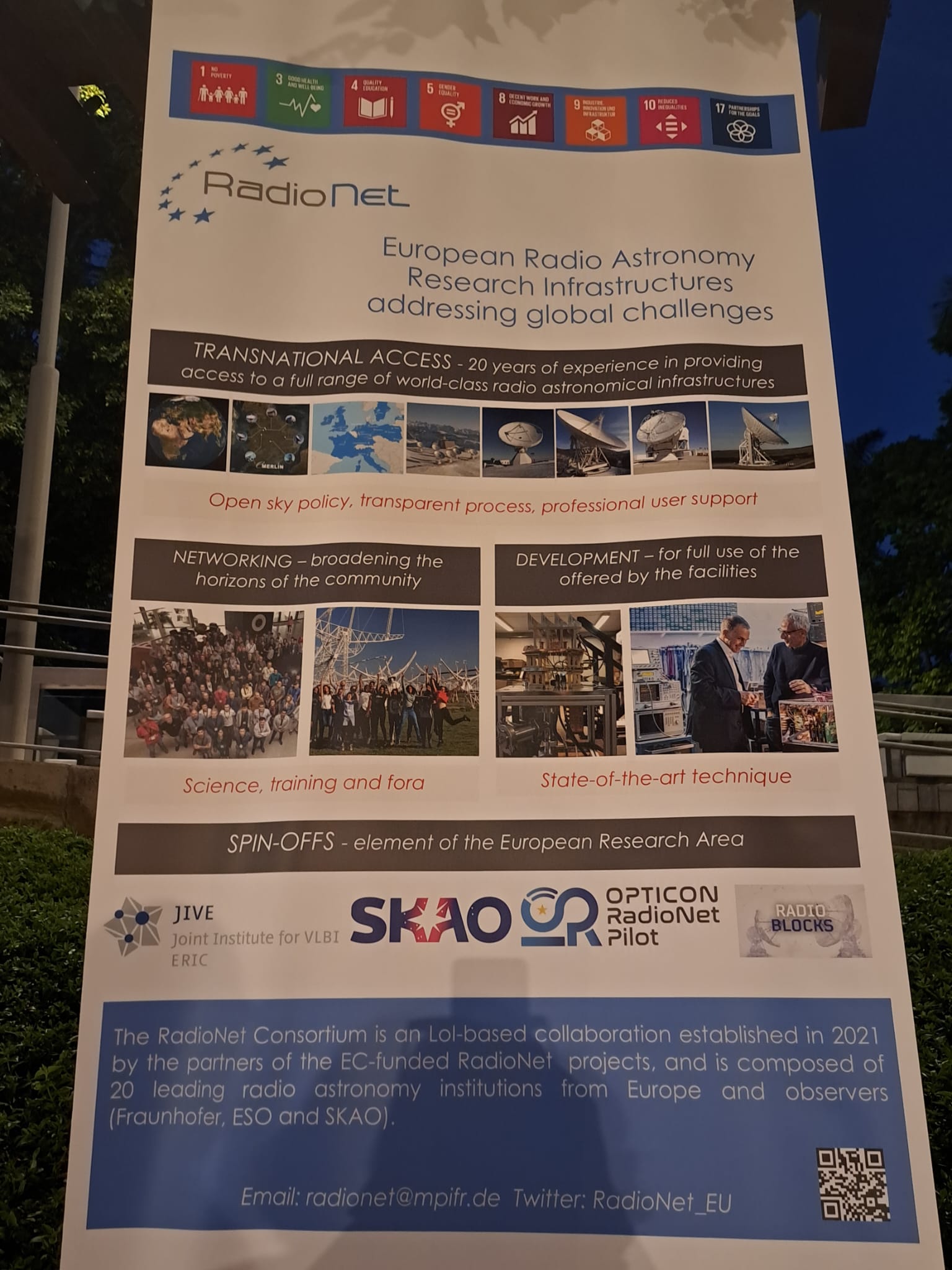 The roll-up banner on the Radionet collaboration that Izabela Rottmann  prepared and which she presented together with Agnieszka Słowikowska at the conference “Global Dimension and Sustainability of Research Infrastructures” in Tenerife (25-26 Sep).   